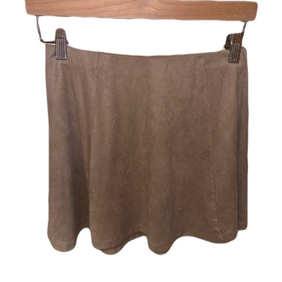 Suede Tan Mini Skirt Size Medium - Picture 2 of 3
